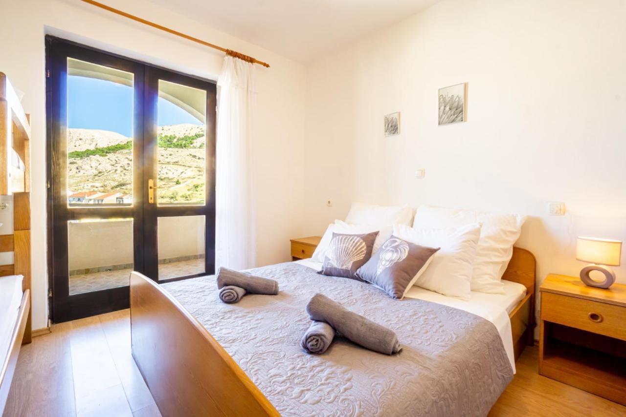 Apartment And Room Bacic Метайна Екстериор снимка