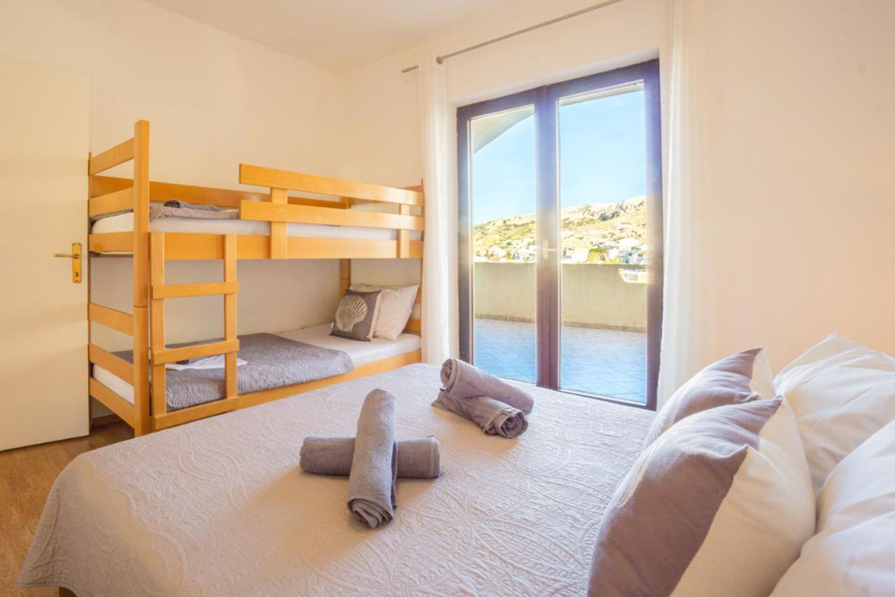 Apartment And Room Bacic Метайна Екстериор снимка