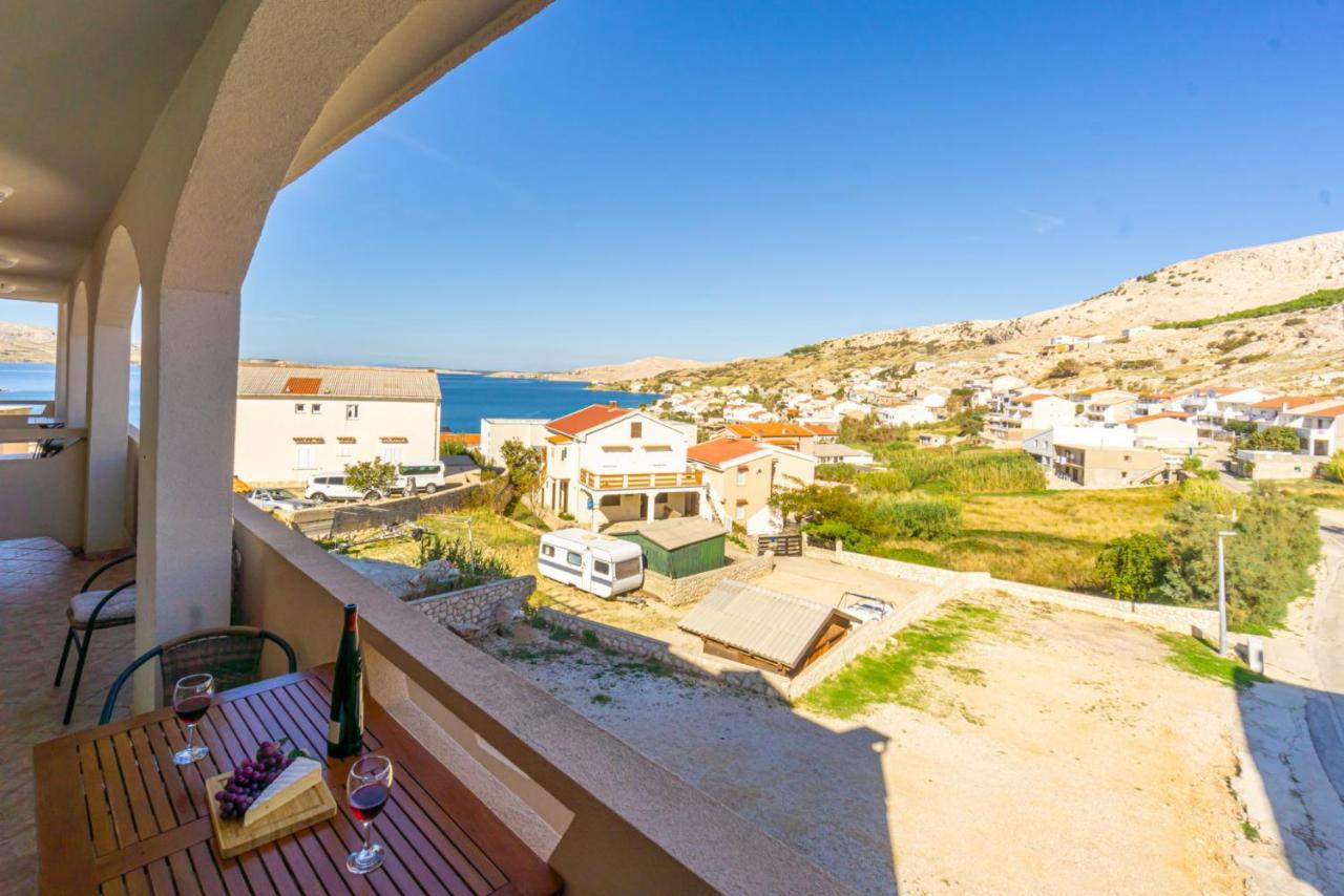 Apartment And Room Bacic Метайна Екстериор снимка